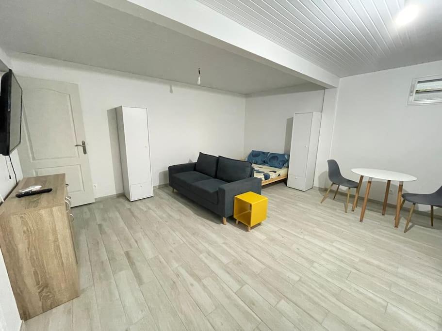 Studio Cosy Et Lumineux 法兰西堡 外观 照片